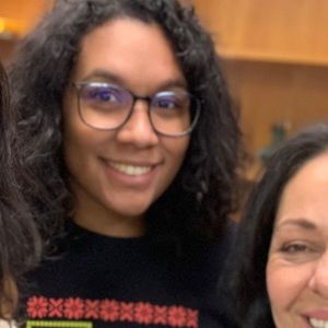 Meet your Posher, Anaise